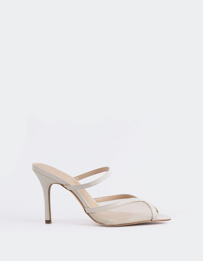 Chill Fit Shoes Flexible structure Gloxinia Off White Leather