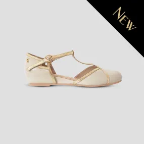 Field Walk Budapest (Chantilly/Gold)