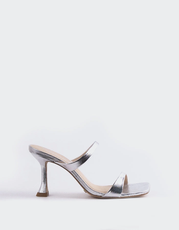 Sporty Footwear Relaxed Beach Walk Jandira Silver Leather