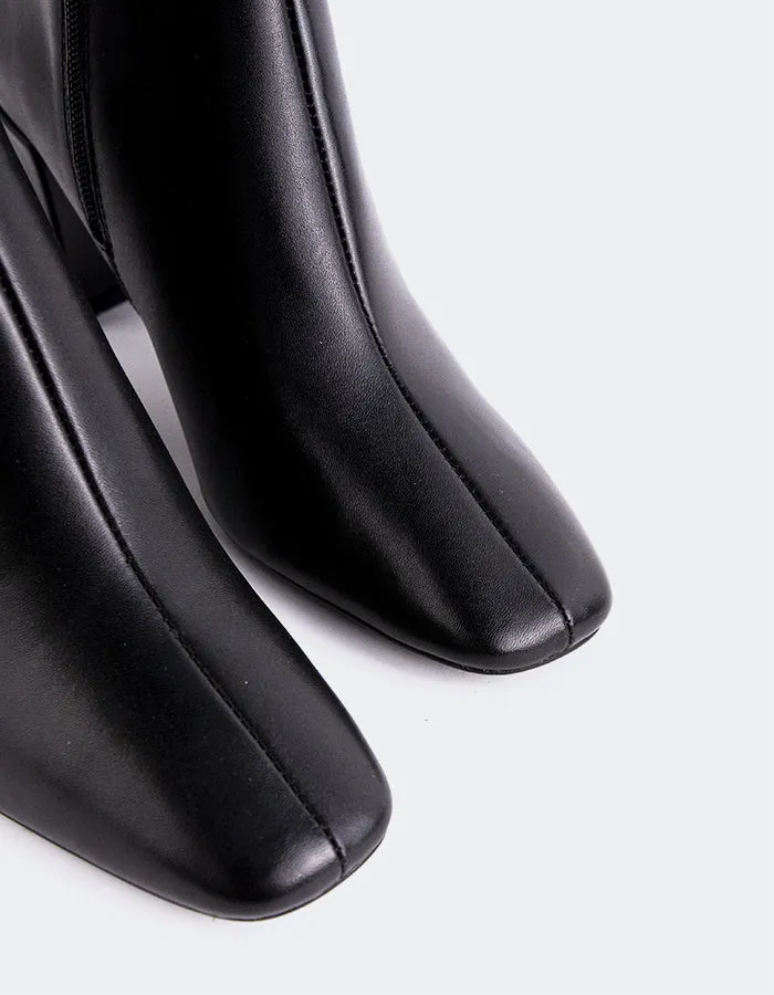 Jepson Black Leather Workday Look Daily Chicwear