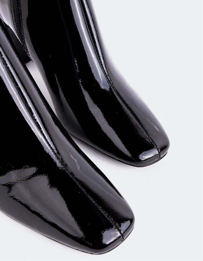 Timeless Fashion Easy Motion Jepson Black Patent