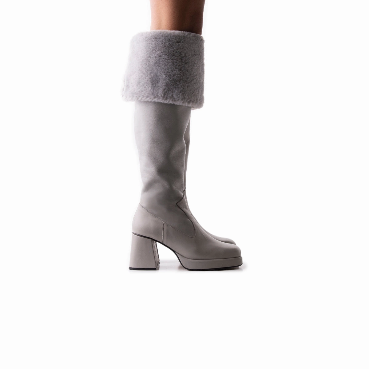 Shock Absorbing Backcountry Camper Jesse Grey Leather