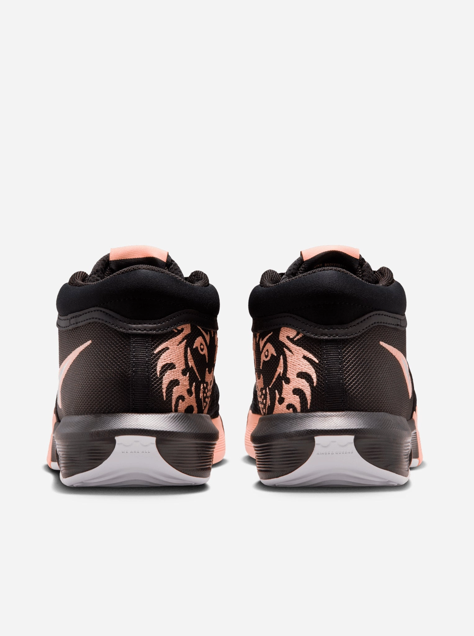 home - specific benefits Lebron Witness VIII Mens