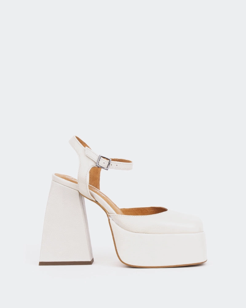 Kotter, Off White Leather/Cuir Blanc Cass?? Sharp Edge
