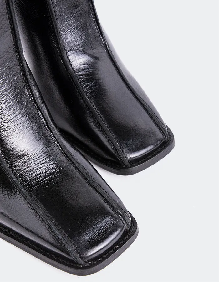 Krakow Black Leather Minimal Vibe