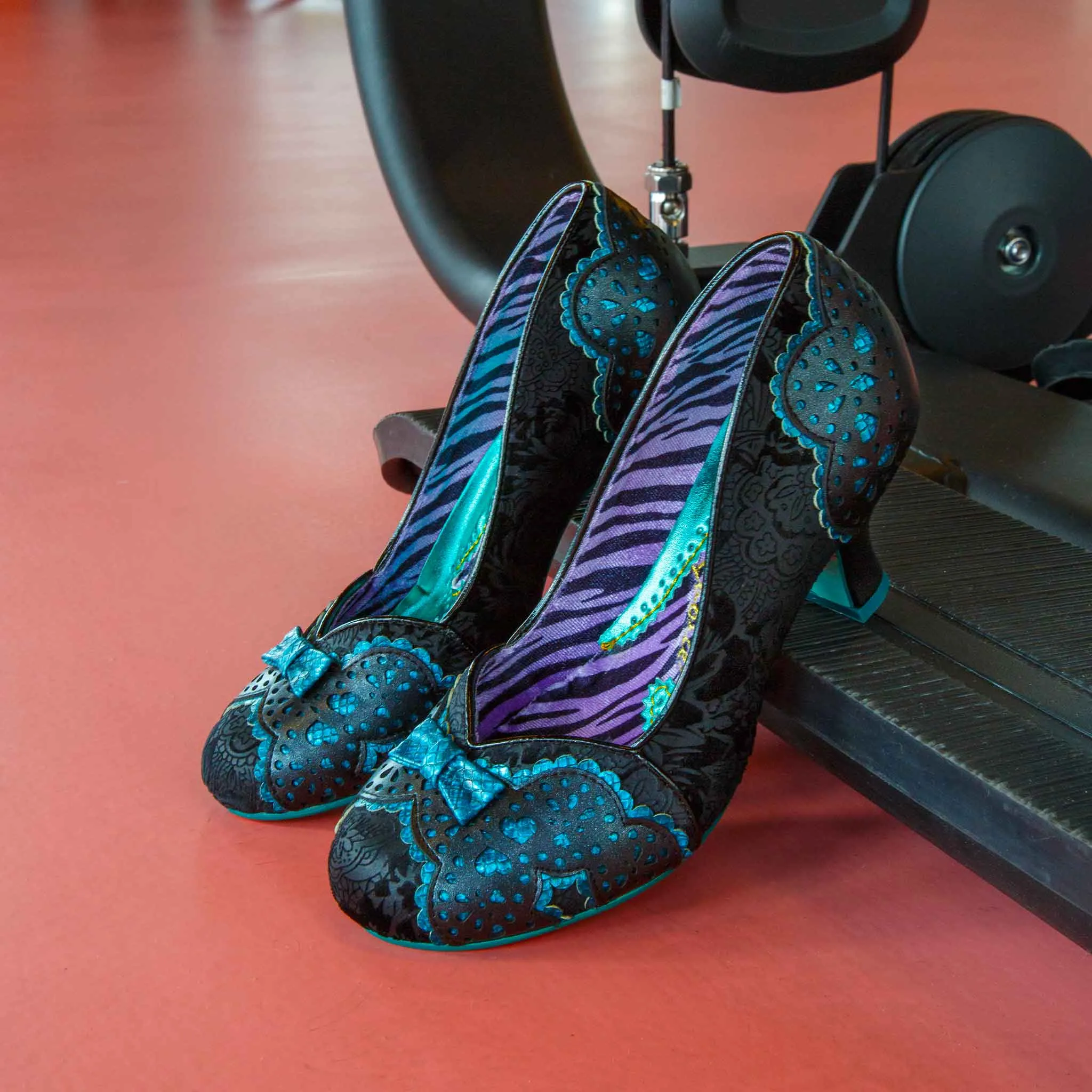 Casual Day Heels Lace Icing