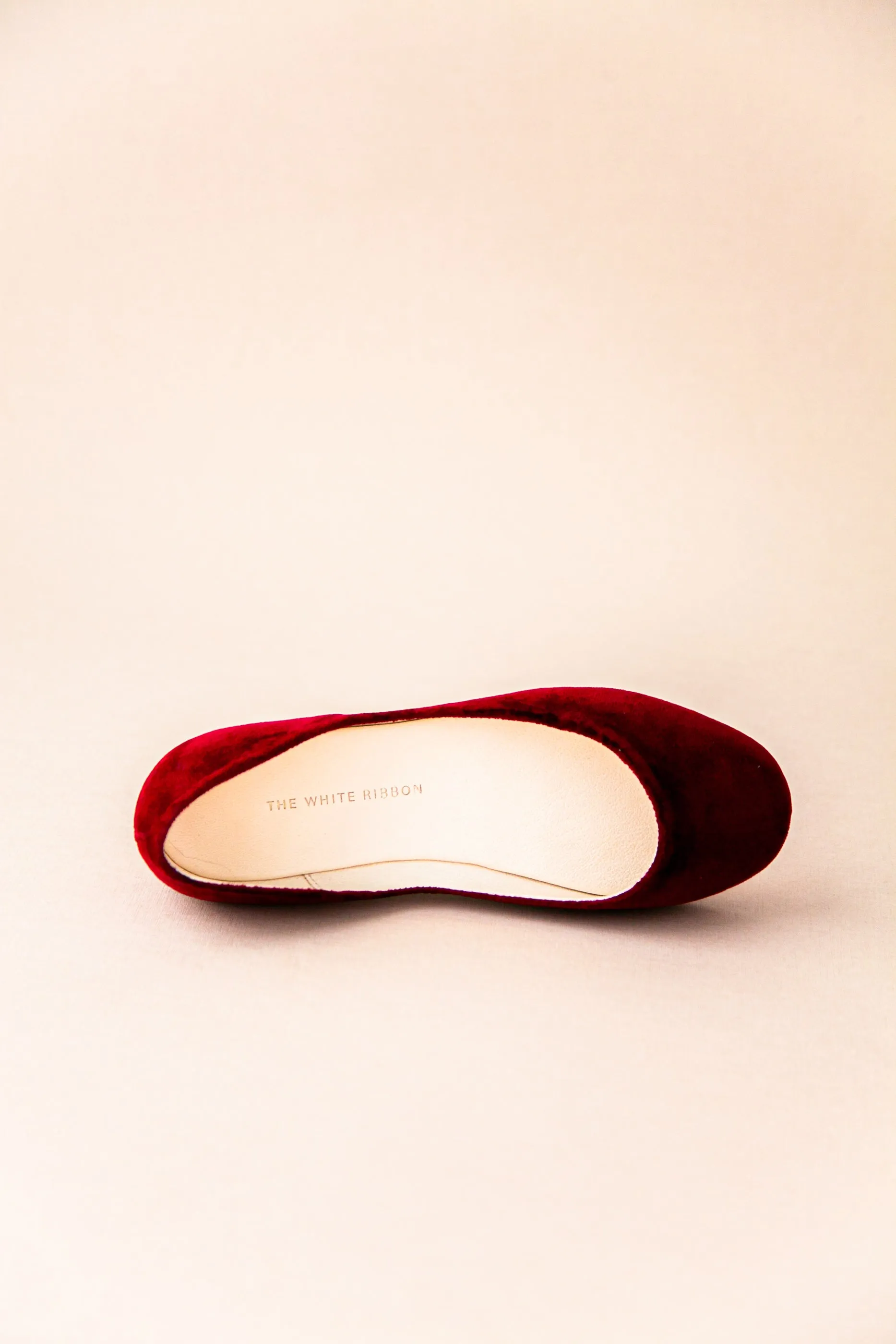 Car trip Comfy Cushion MILA BALLET FLATS ?C Bordeaux Velvet