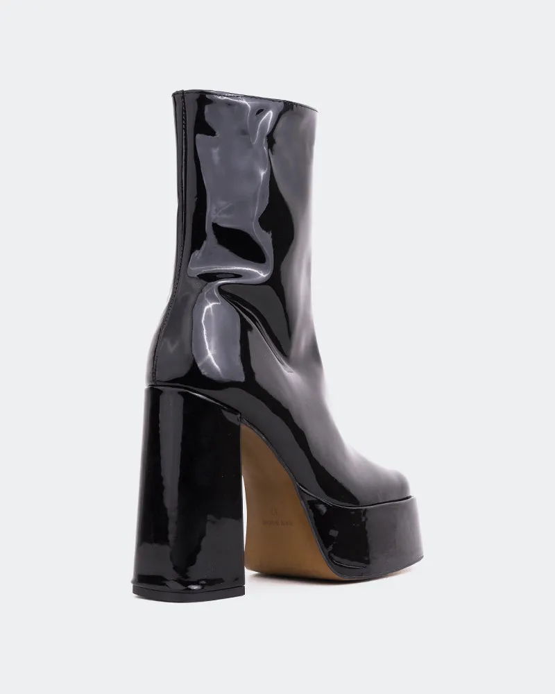 Fashion Fit Party Wardrobe Cloud Black Patent