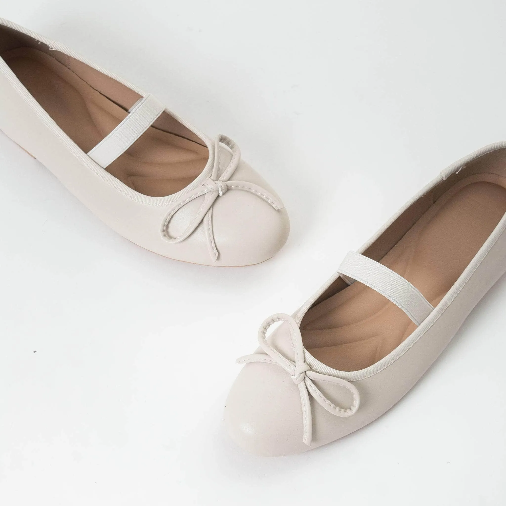 Lora Cr??me Zip Closure Forest trail