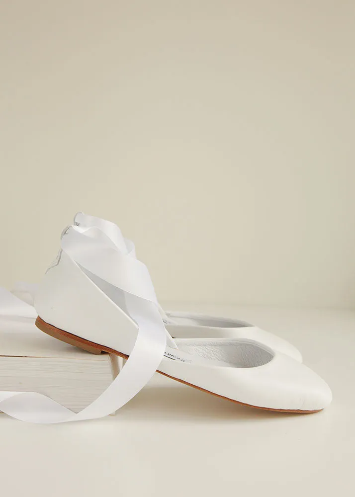 LUNA BALLET FLATS ?C LILY WHITE Chic Fit