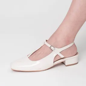 Mao Cr??me River Walk Durable Craftsmanship