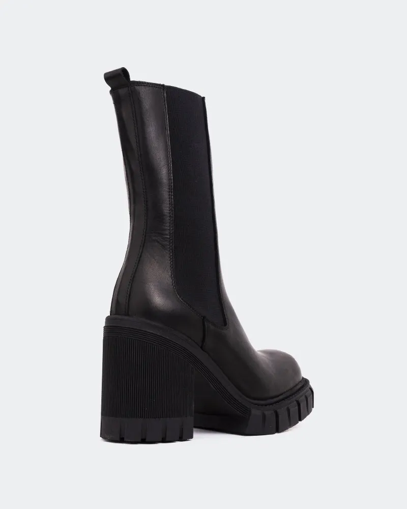 Slip On Style Maple Black Leather