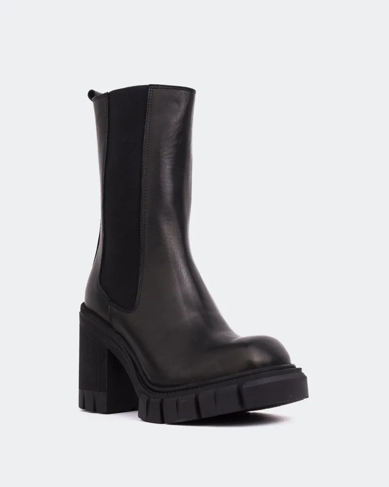 Street Comfort Formal Outfit Maple Black Leather