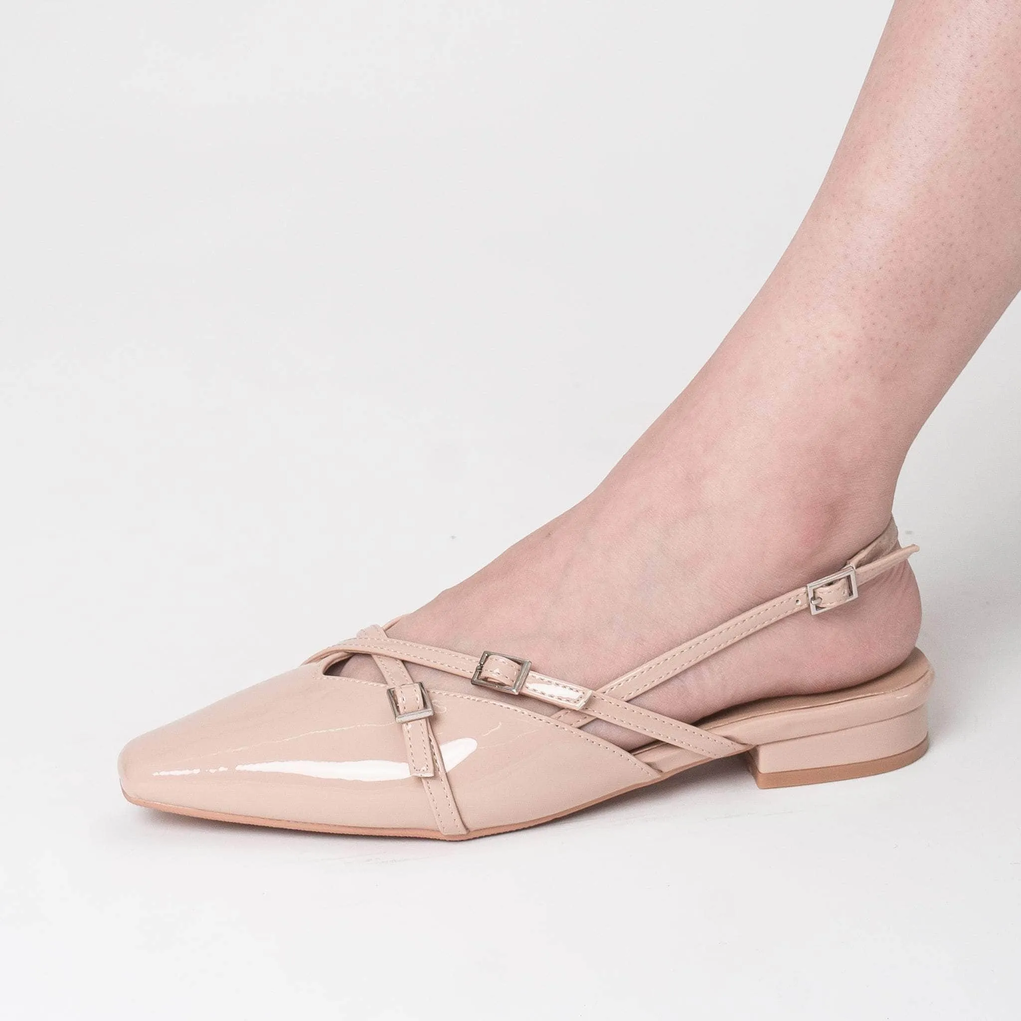 Maseko Chai Timeless Design Flats Scent Path