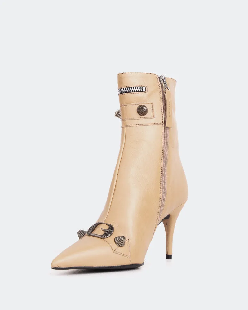 On-the-Go Boot Minaj Nude Leather