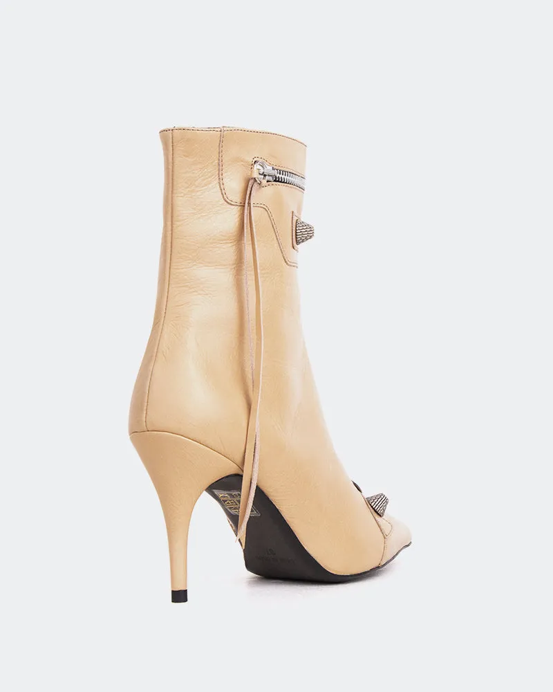 Minaj Nude Leather Functional Boot Simple Feel