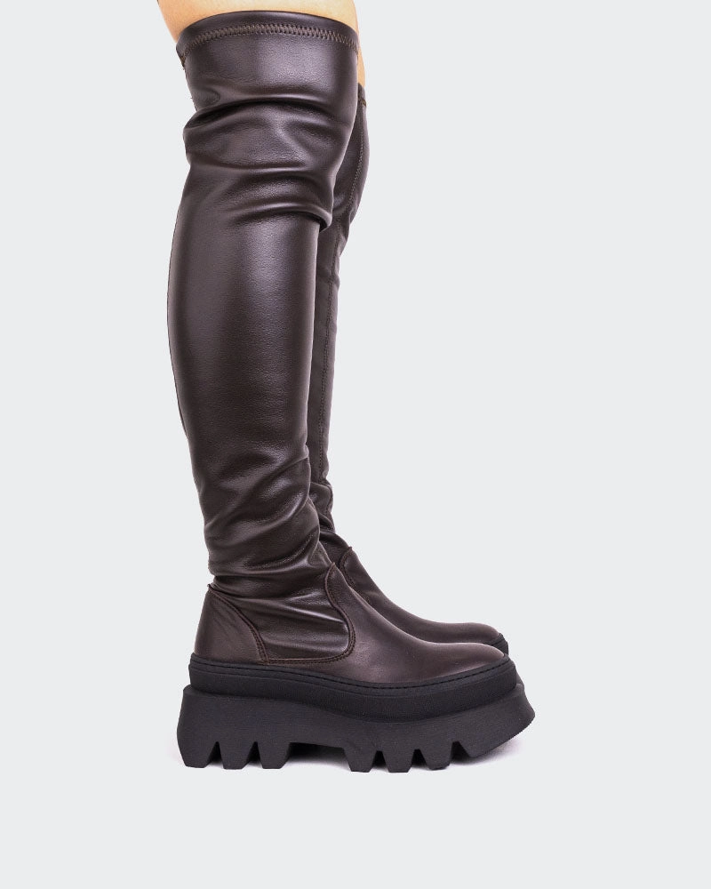 Moncton Brown Stretch Easy Off Modern Twist