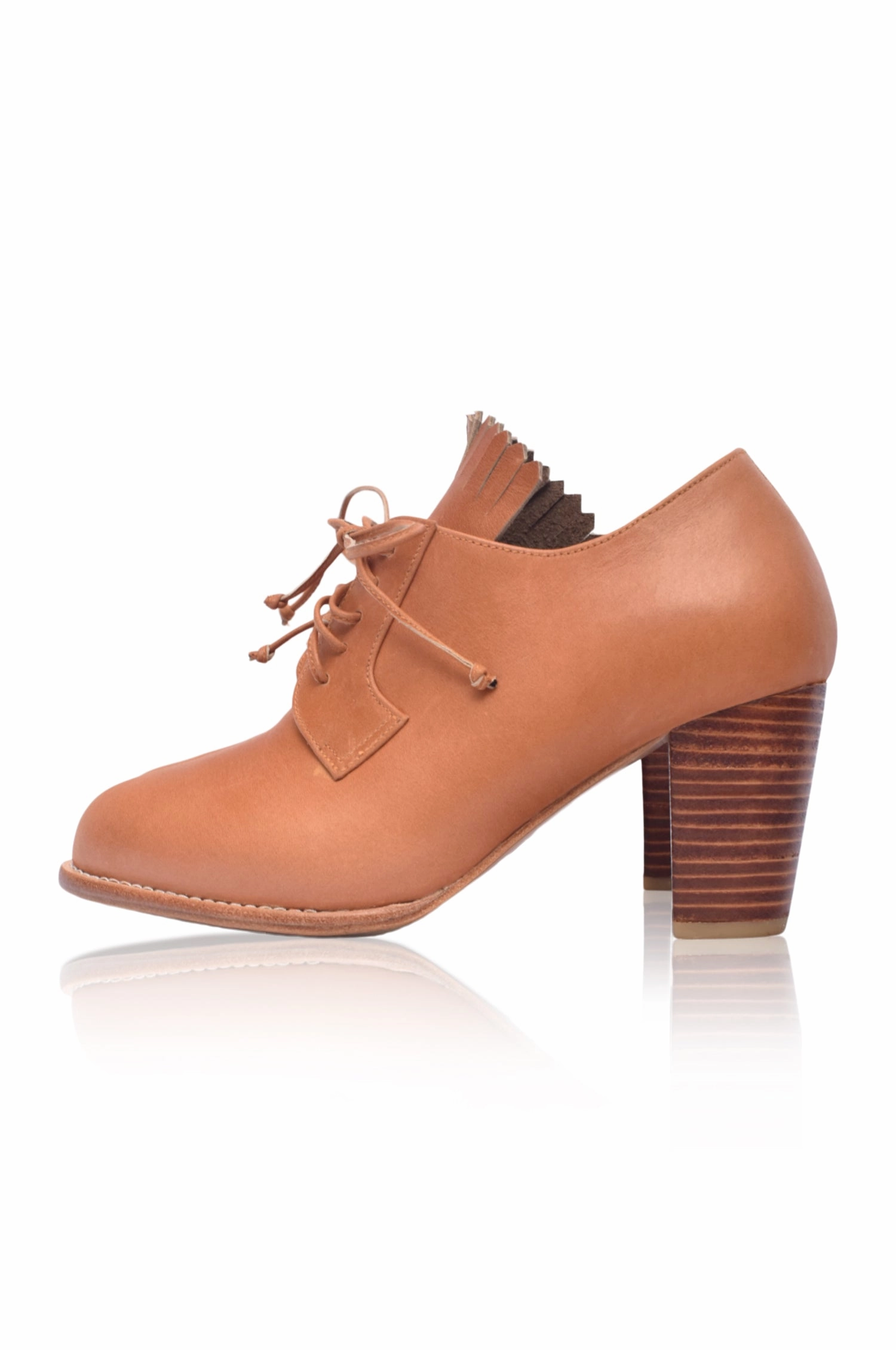 Lyon Lace-up Leather Oxfords Smart Shoes Sleek Design Minimalist Dresser