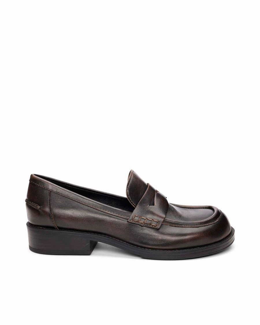Lightweight Footwear Mocassino Ringo Black Leather Loafers With Penny Strap