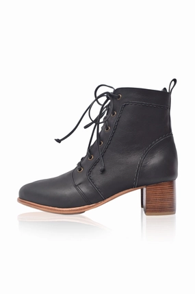 Lasting Durability Mon Reve Leather Ankle Booties