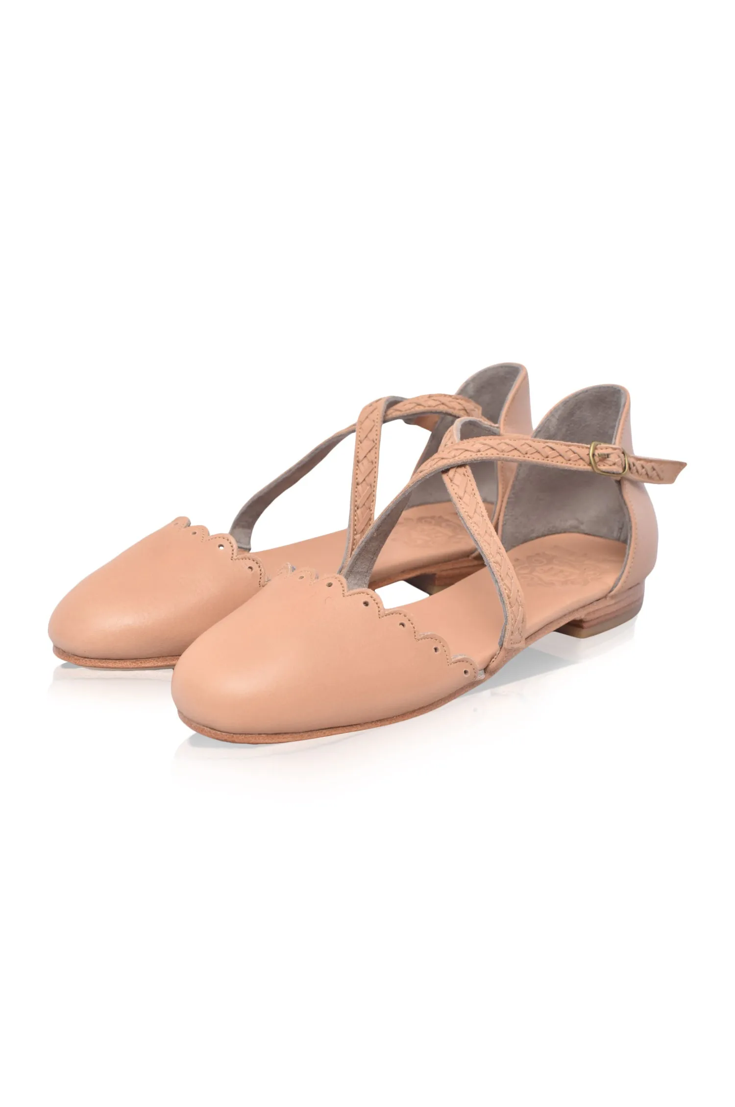 Scent Walk Leaf Glow Montana Criss Cross Leather Flats