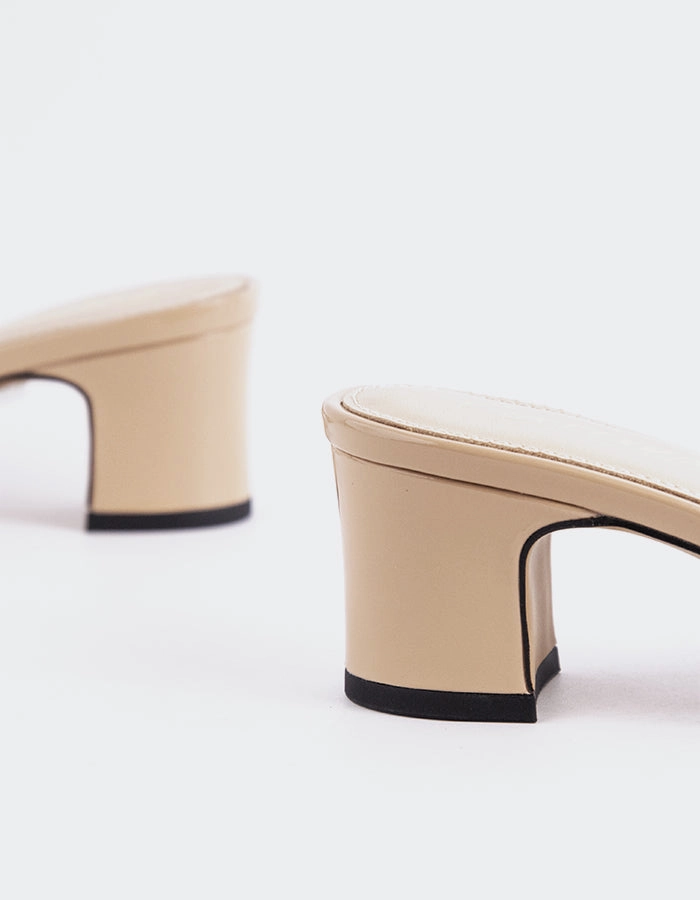 Montfort Nude Patent Beach Slip waterproof