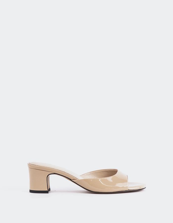 SmoothSole Supportive Montfort Nude Patent