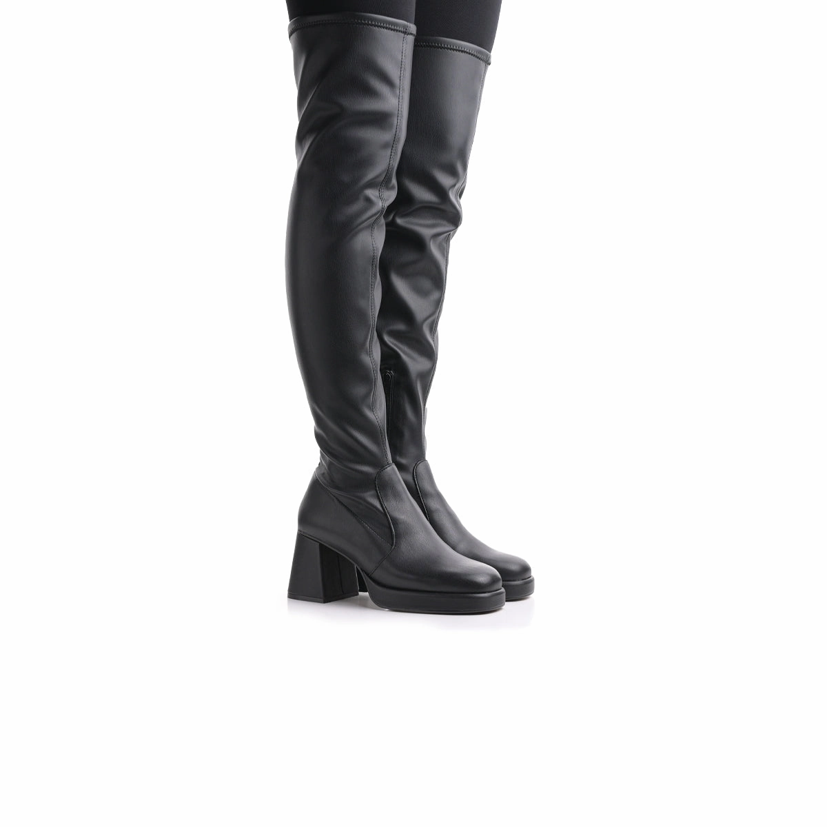 Oakwood Black Stretch Timeless Winter Look Minimal Touch