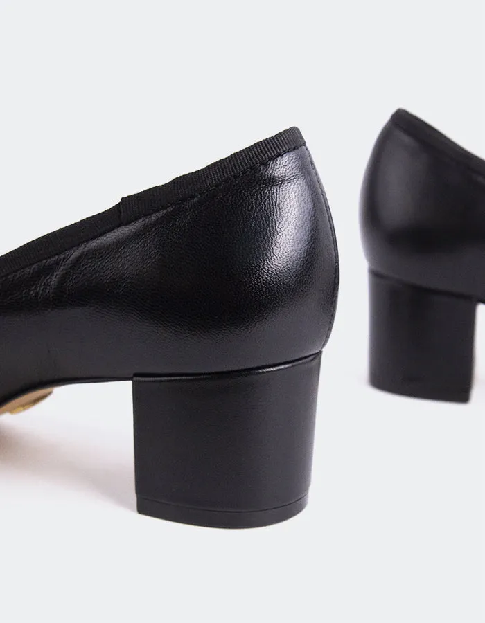 Ruslan Black Leather Comfort footbed Powerful Mood