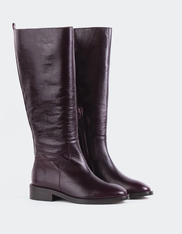 Moyle Burgundy Leather Protective Cushioning Shock Absorbing Active Nomad