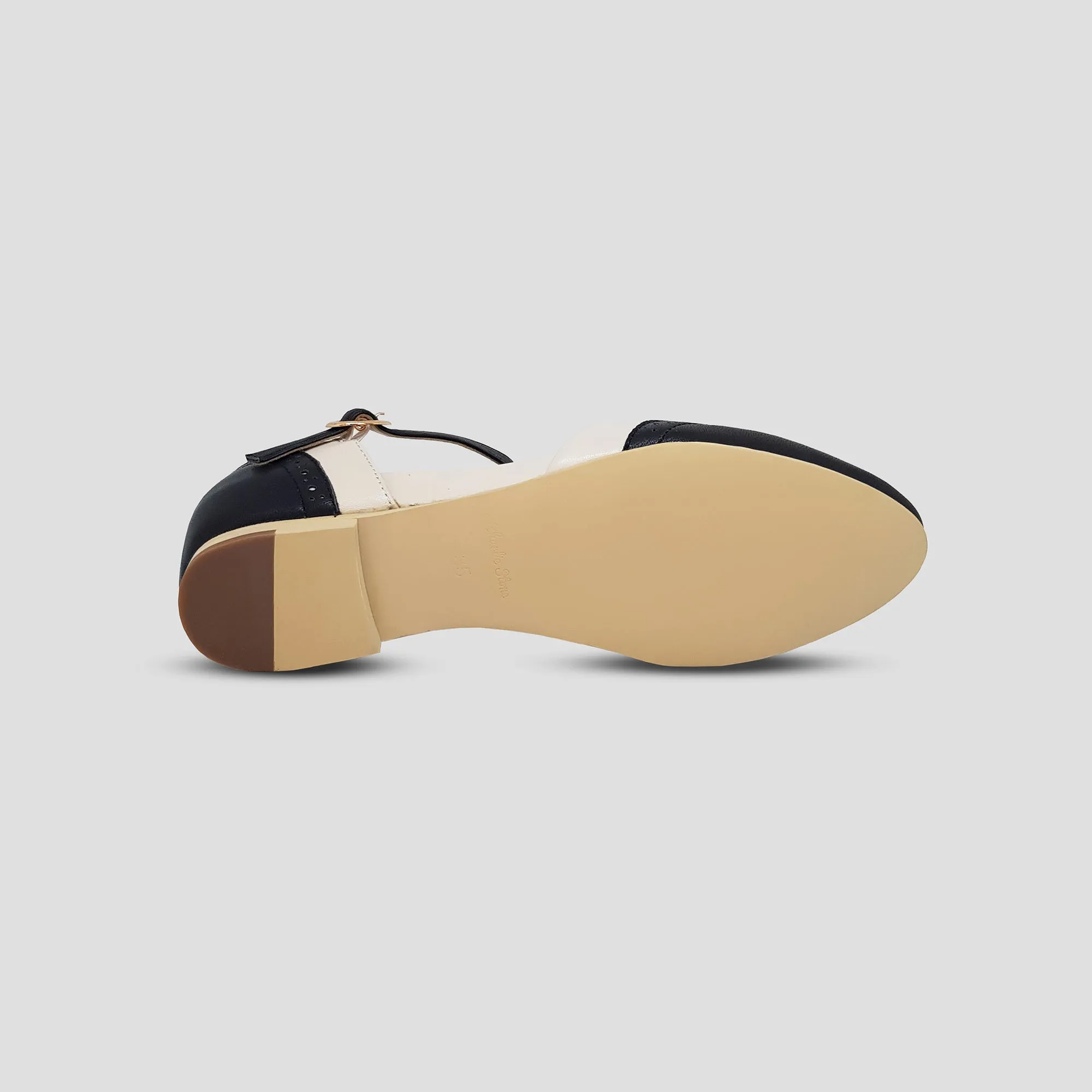 Easy Slip-On Design Smile Step Parisienne (Black/Ivory)
