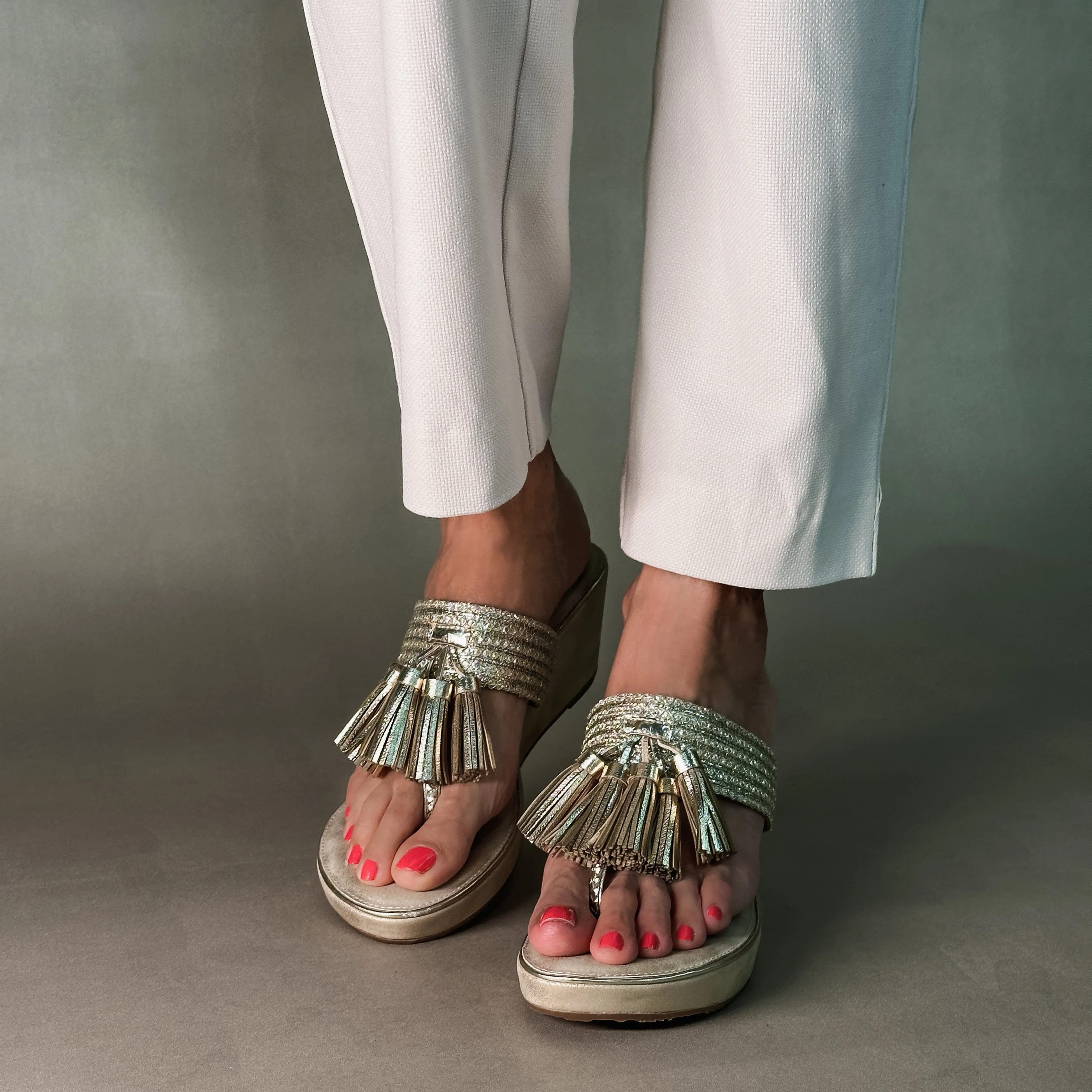 Torsion Stability System Light Hold AVANTI- GOLD KOLHAPURIS