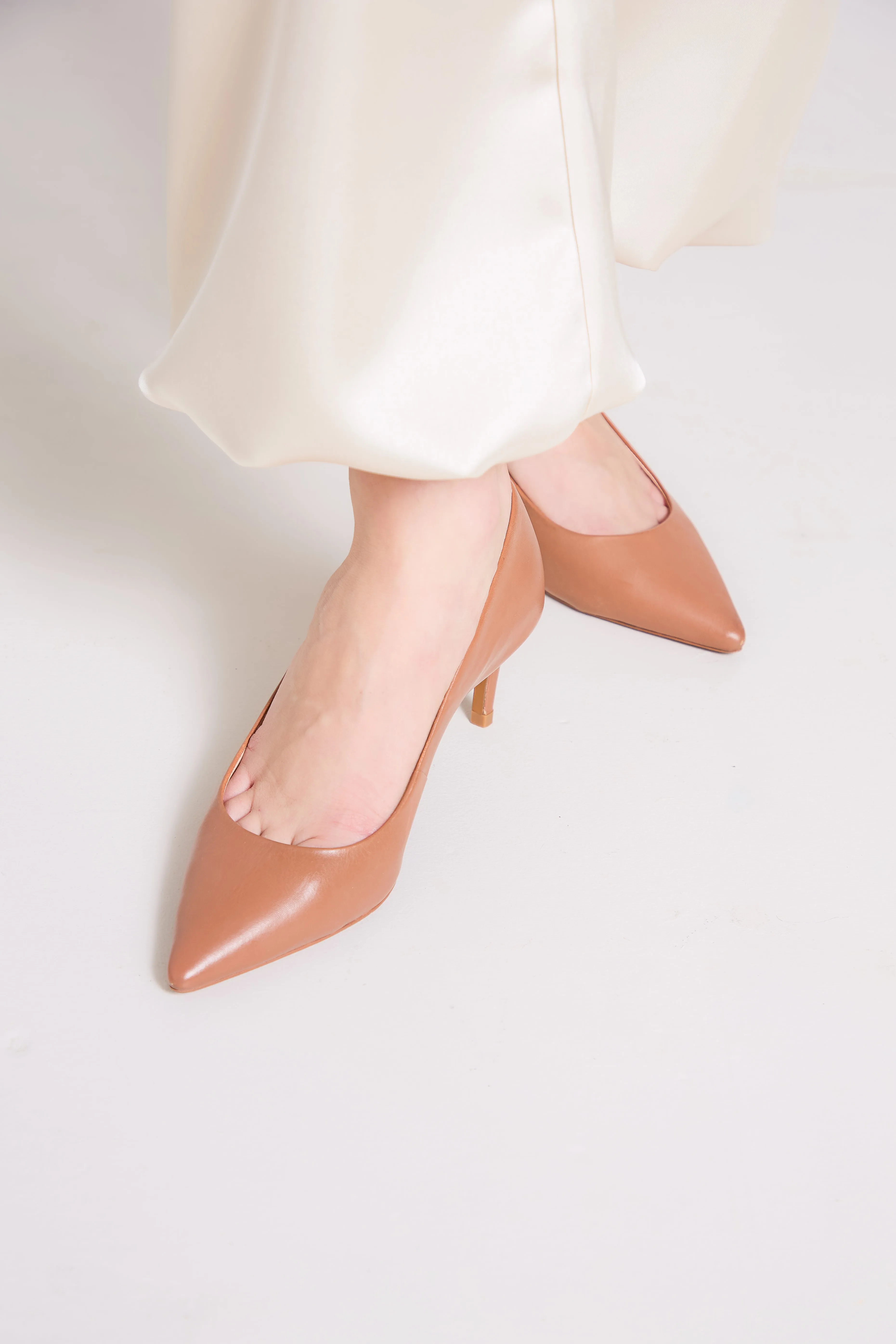 Phlox Brown Leather Strappy Heeled Sandals Chic Element