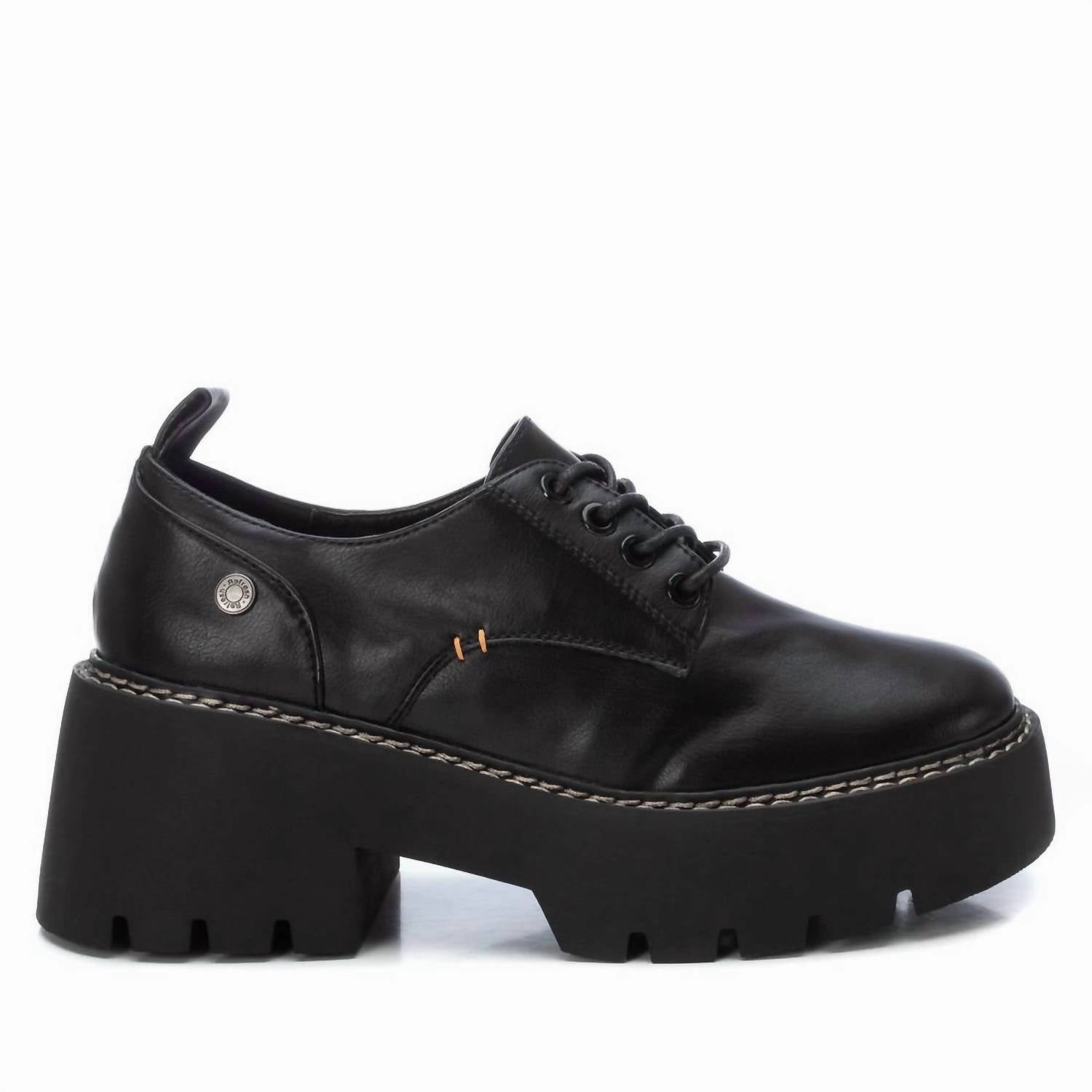 Women's Heeled Lace-Up Loafers In Black Air Step Steady Wear