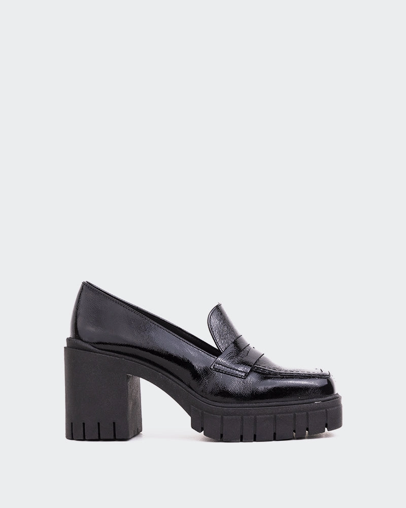 Hugo Black Naplack Comfortable Everyday Footwear All-Season Footwear