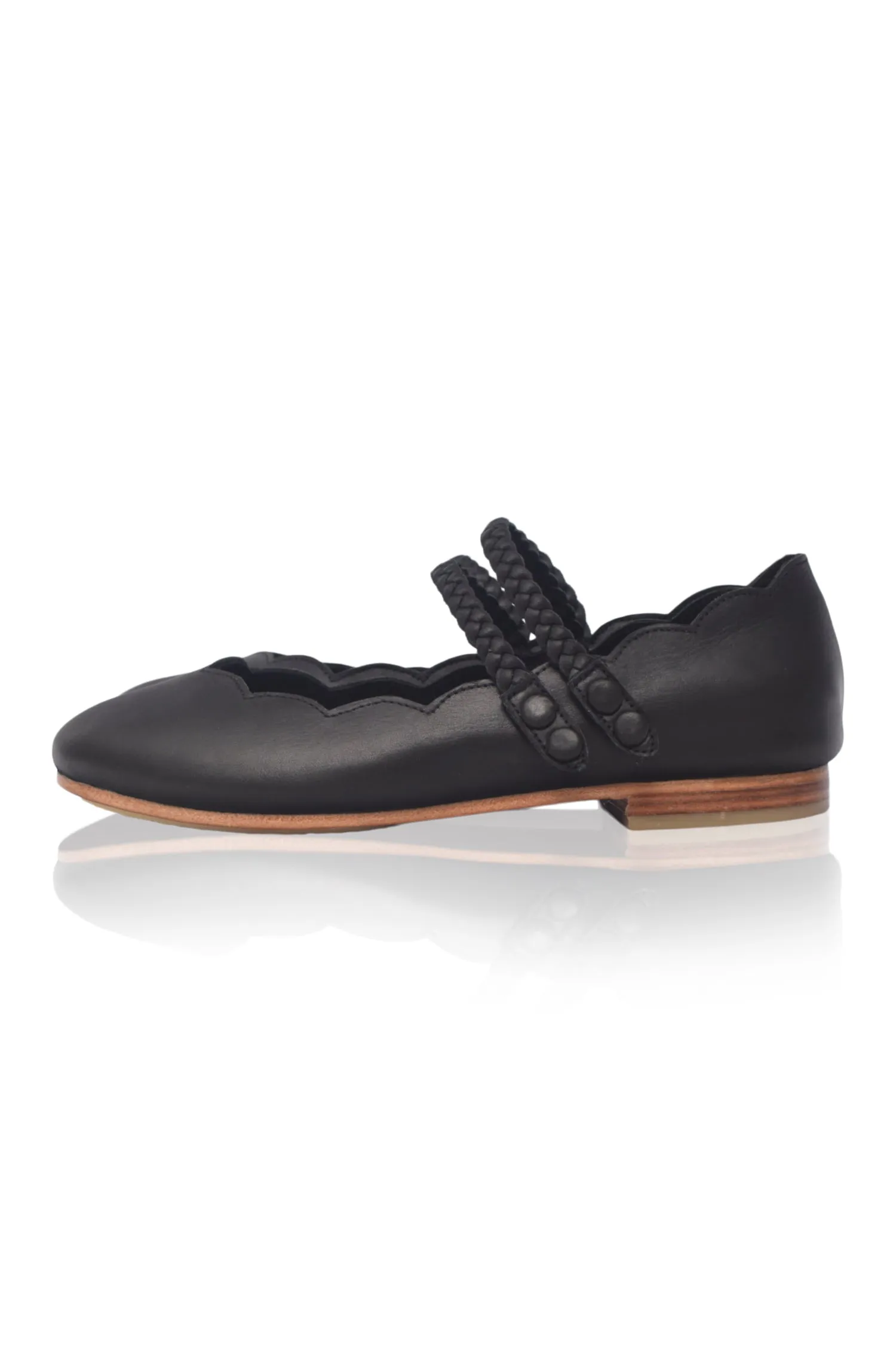 Breathable All-Day Shoes Prima Scalloped Ballet Flats