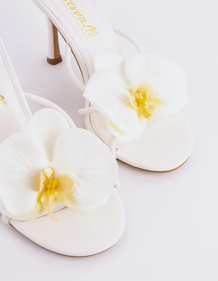 Slip-On Style Lightweight Fit Meren White Leather