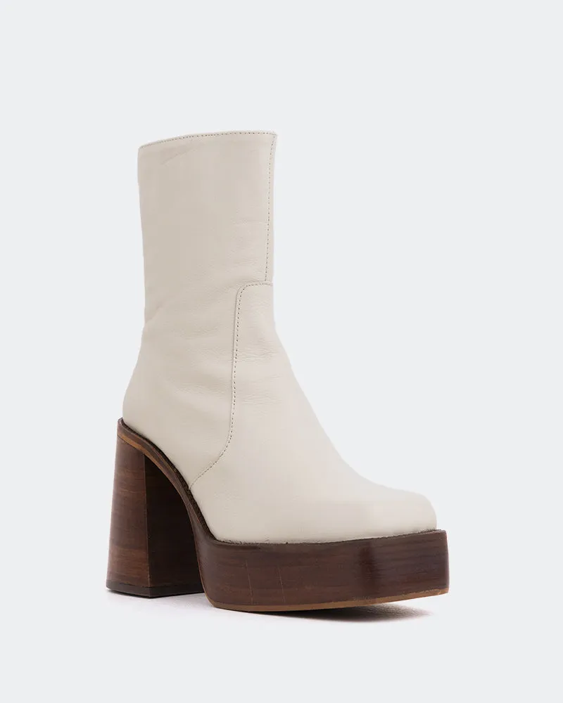 Wicked Off White Leather Season Layer