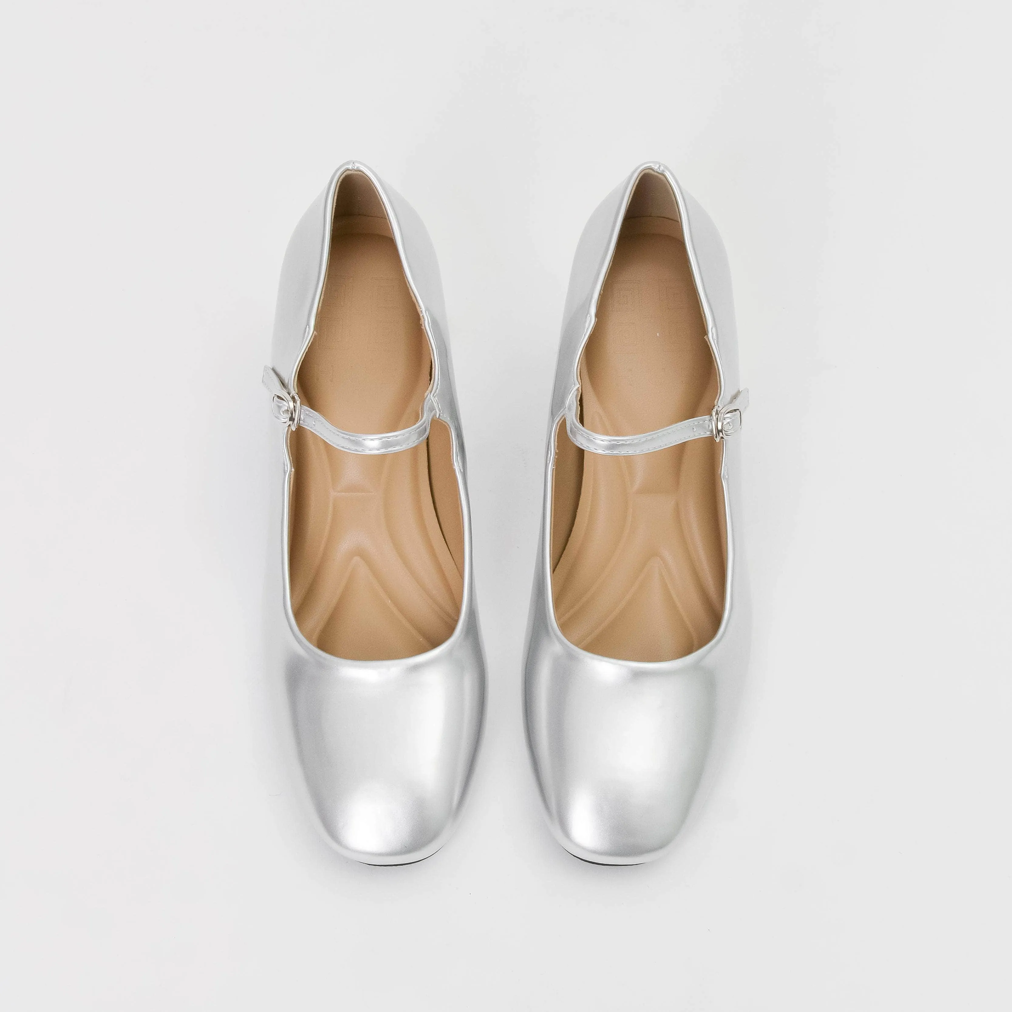 Ria Silver elegant design