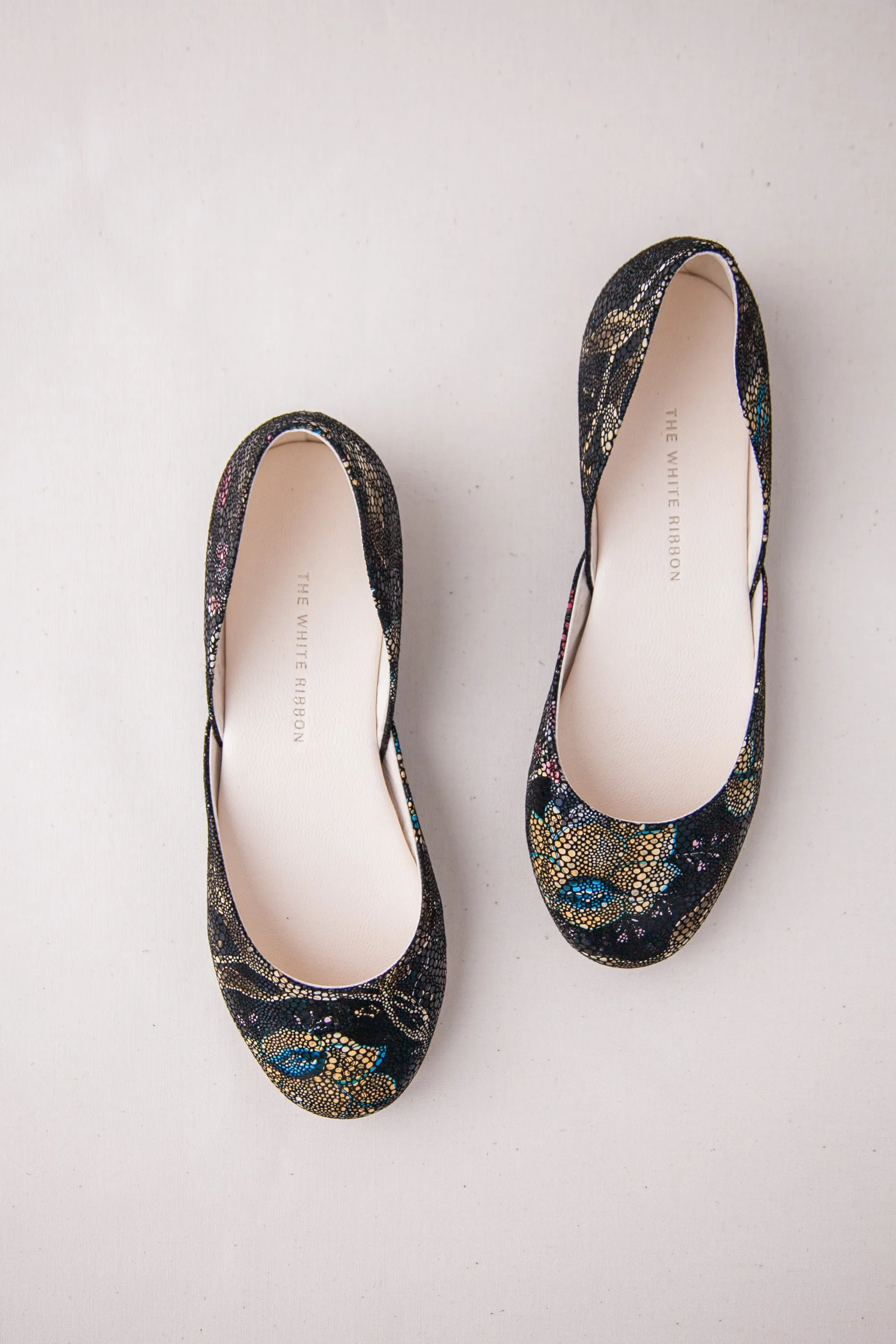 Bold Pop THEA BALLET FLATS - BLACK FLORAL
