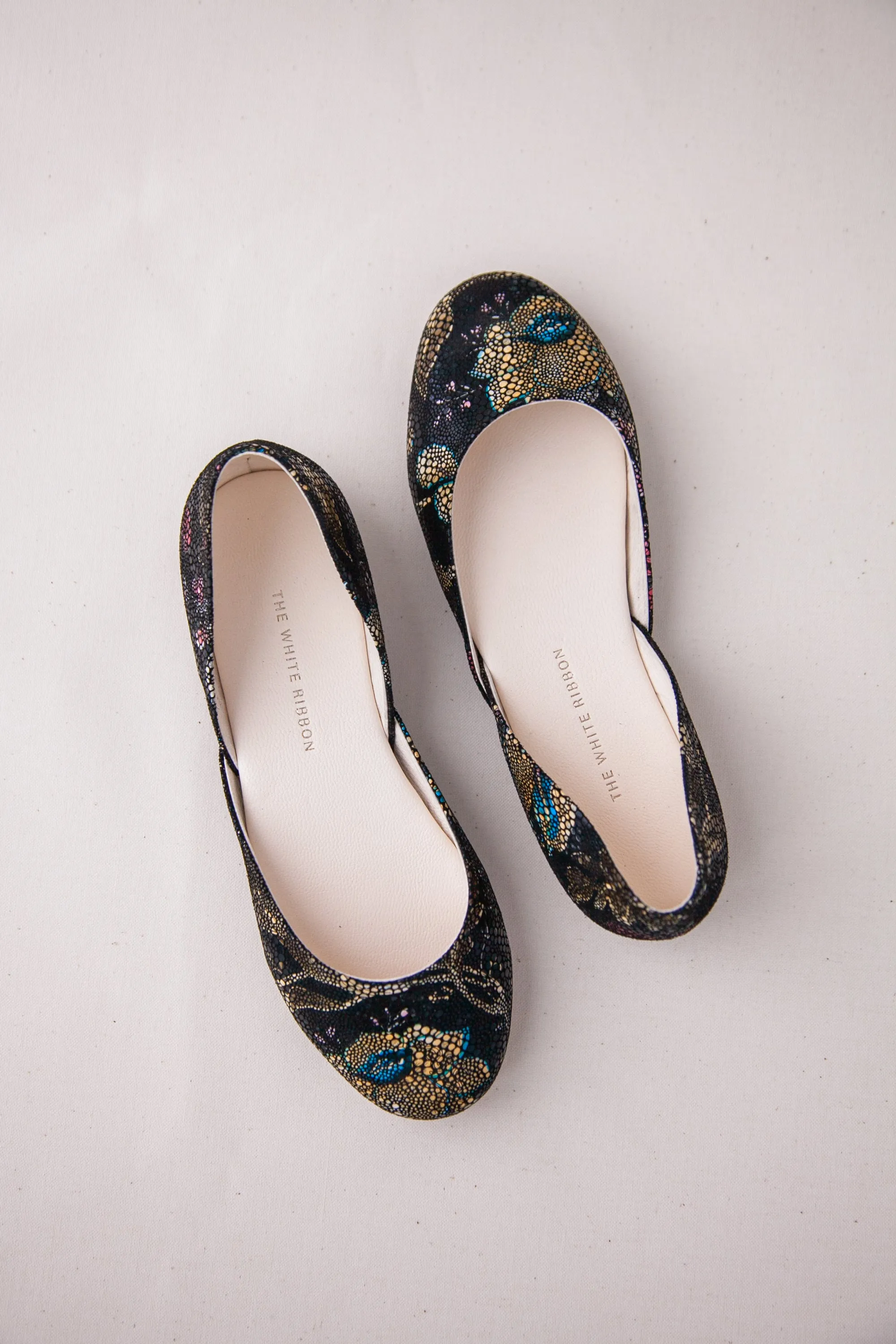THEA BALLET FLATS - BLACK FLORAL Hope Walk Business Casual Shoes