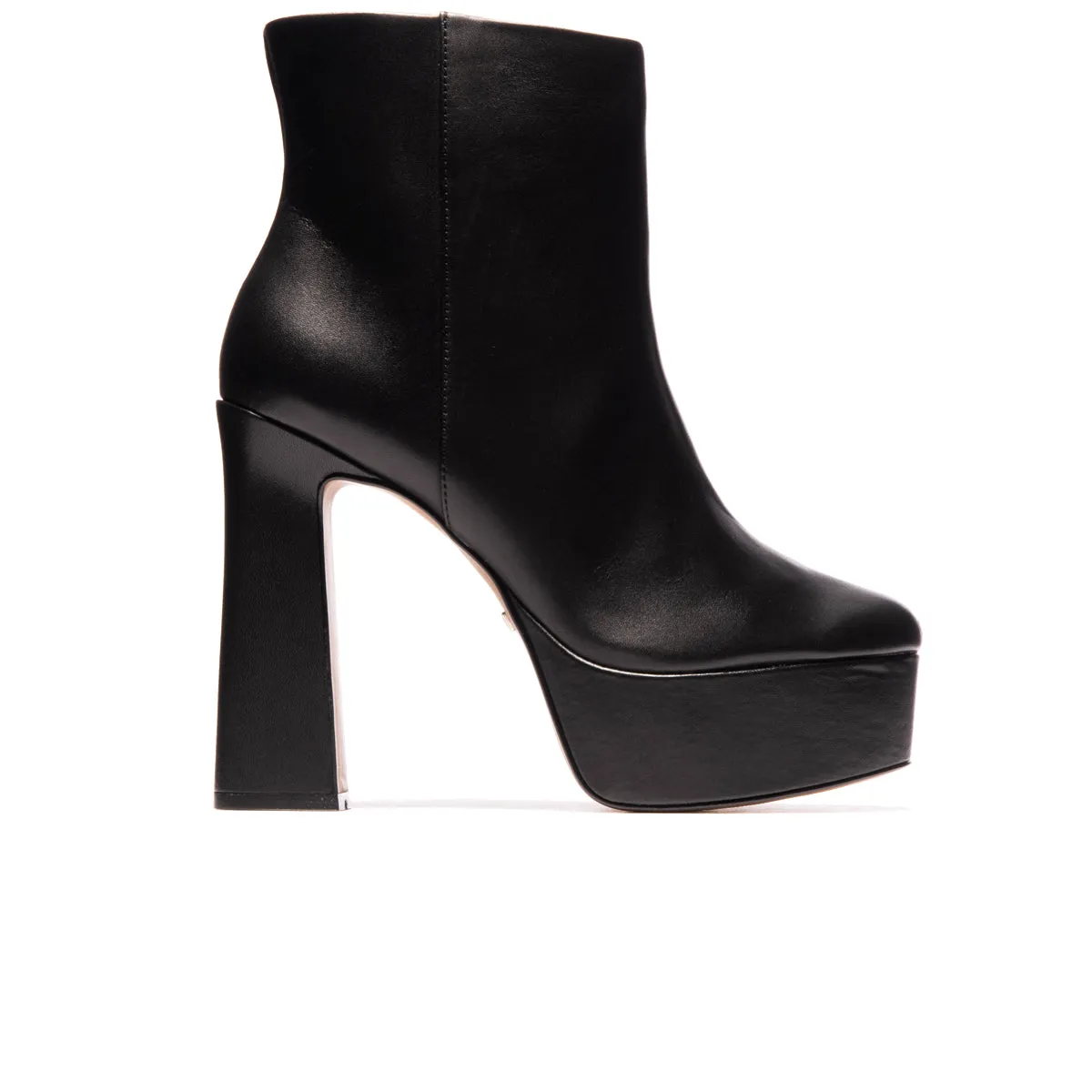 Daily Style Ria Black Leather