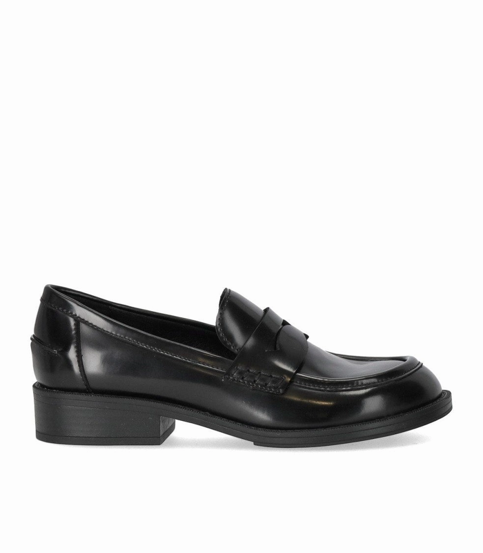 Versatile Comfort Shoes Easy on Ringo Black Loafer