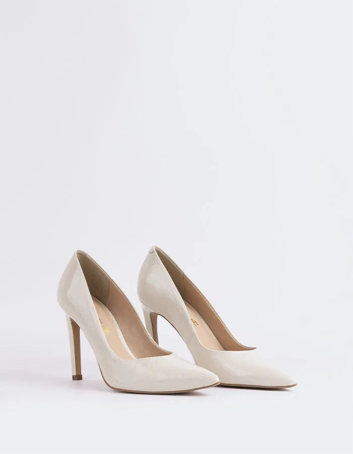 Ritieli Off White Naplack Stable Fit Soft Sandals