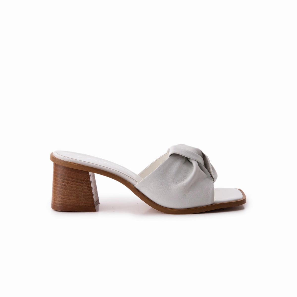 Rivoli White Leather Quick Fit Relaxation