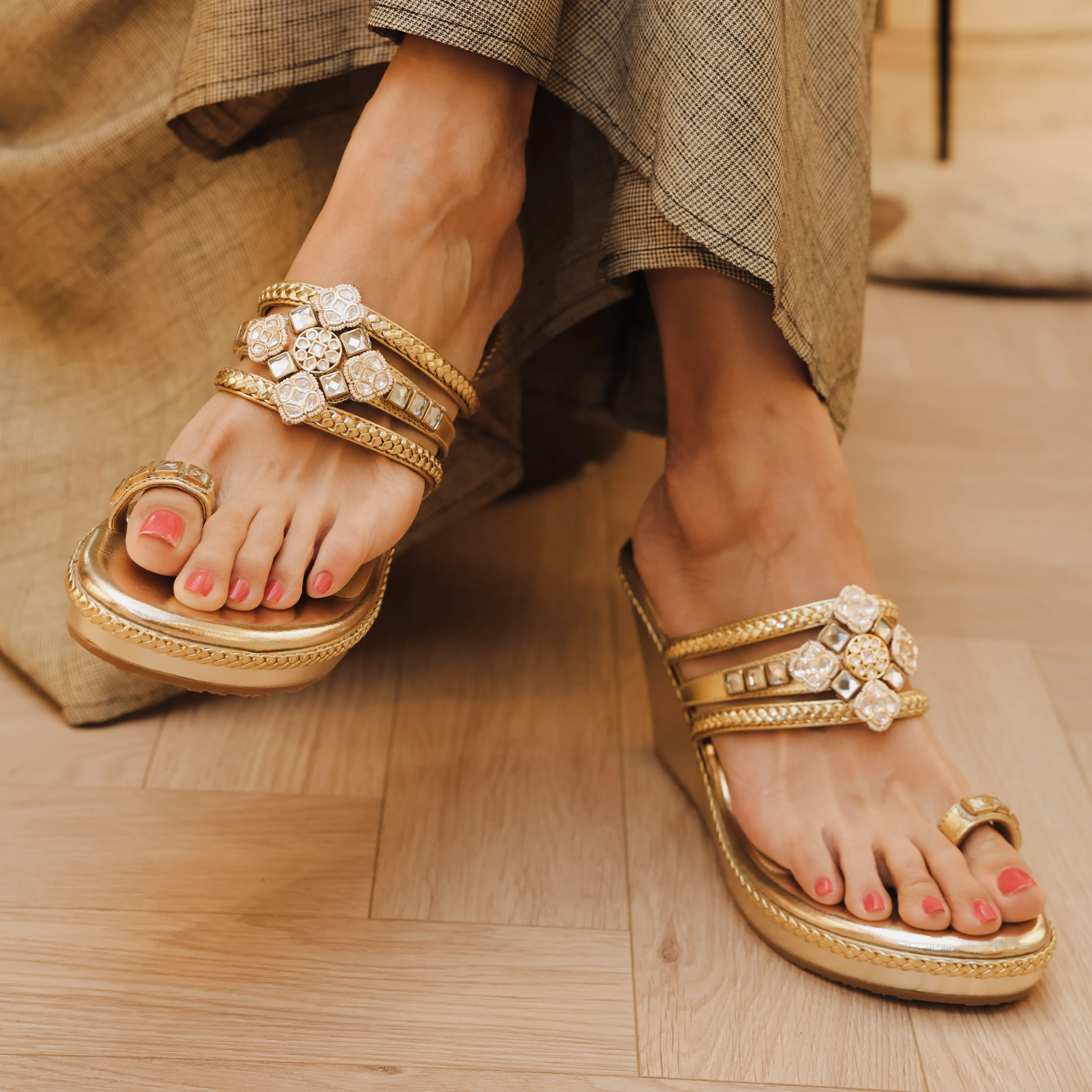 SANAYA- GOLD KUNDAN KOLHAPURIS Flat Sole Effortless Routine