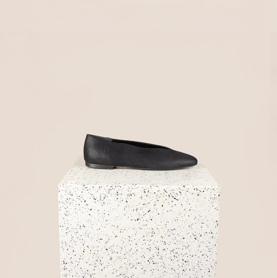 Scala - Black Diamond Relaxing Footwear