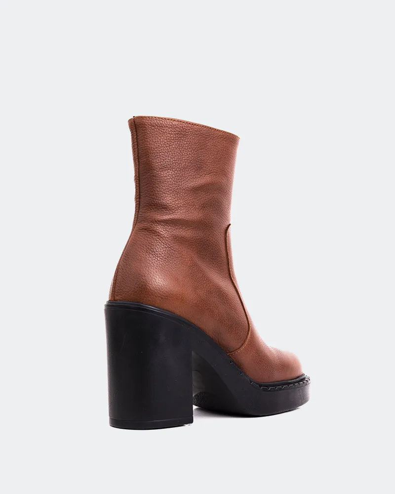 Shivers Tan Leather Practical Mood