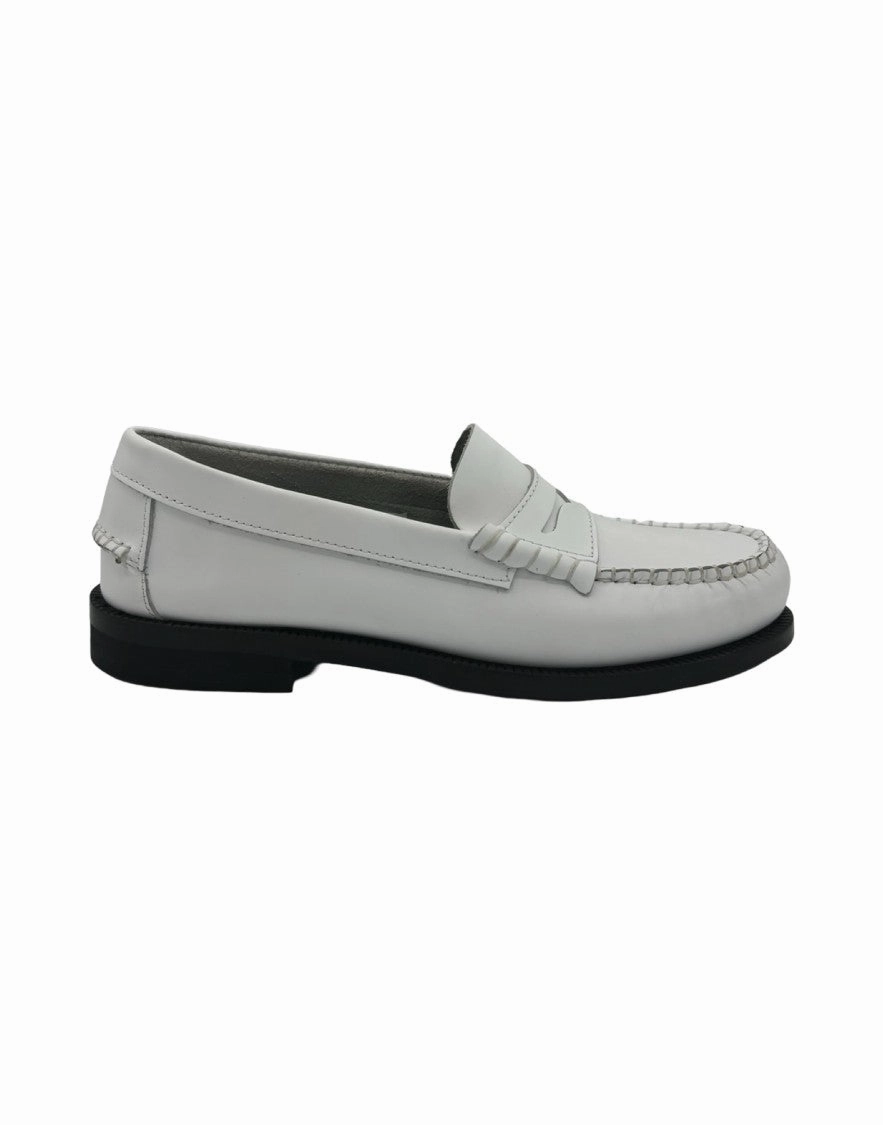 Off-White Leather Women's Oxford Loafer Dinner Outing Forest trail
