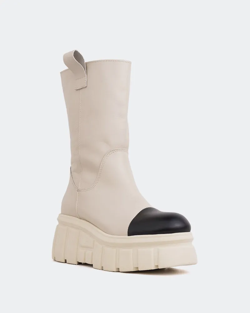 Weatherproof Fit On-the-Go Boot Kelowna Beige Leather